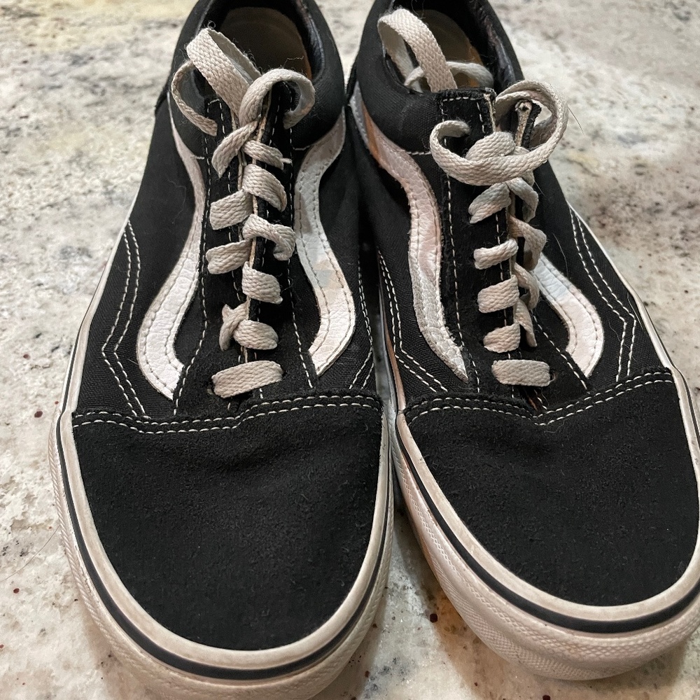 Vans kids (men 4.5) shoes